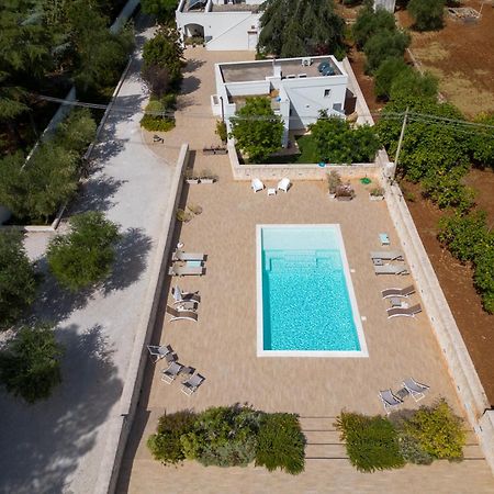 Mandorlocarrubo'S Suite Ostuni Buitenkant foto