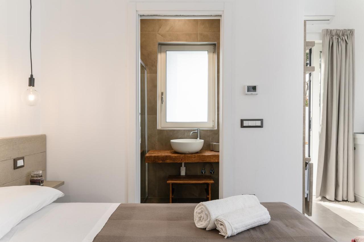 Mandorlocarrubo'S Suite Ostuni Buitenkant foto